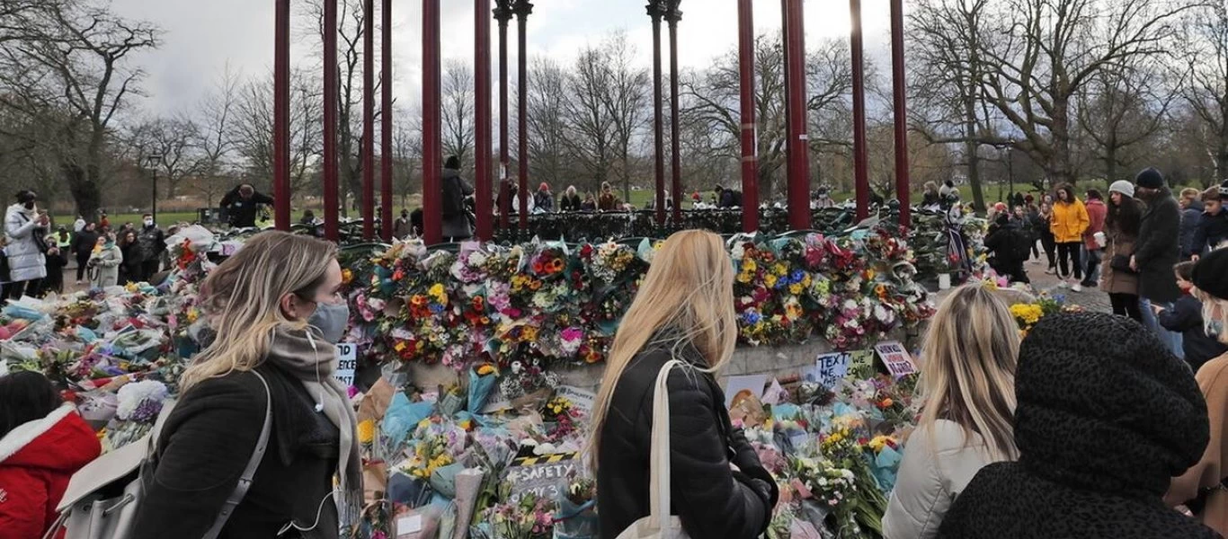 Βρετανία: Ο Μ.Τζόνσον στηρίζει την αρχηγό της Σκότλαντ Γιαρντ - Τι προηγήθηκε (φωτό)